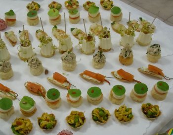 varietà di finger food